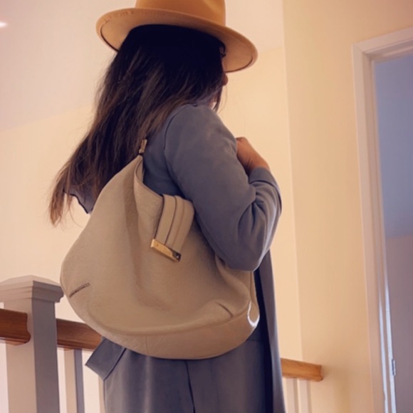 Lady Web- Guccissima Leather Hobo Bag. - Picture 9 of 10